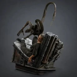 Alien 3 Ellen Ripley And Dog Alien 1/10 Statue