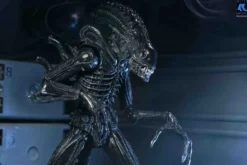 Aliens 40th Anniversary Warrior Xenomorph Black Ultimate Actionfigur