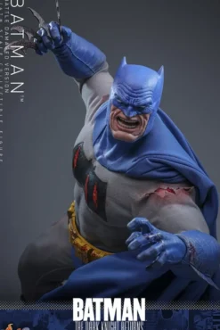 Batman: The Dark Knight Returns Comic Masterpiece Actionfigur 1/6 Batman (Battle Damaged Version)