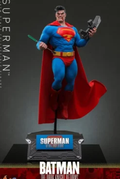 Batman: The Dark Knight Returns Comic Masterpiece Actionfigur 1/6 Superman 34 cm