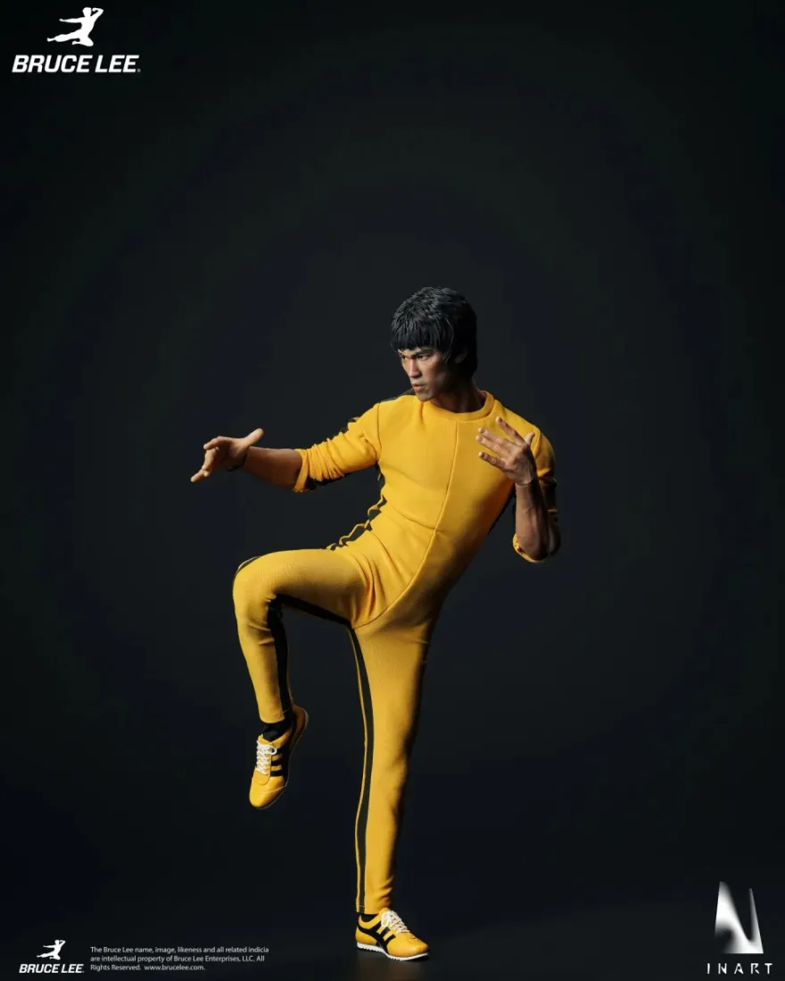 Bruce Lee (Yellow Jumpsuit) 1/6 Collectible Figure