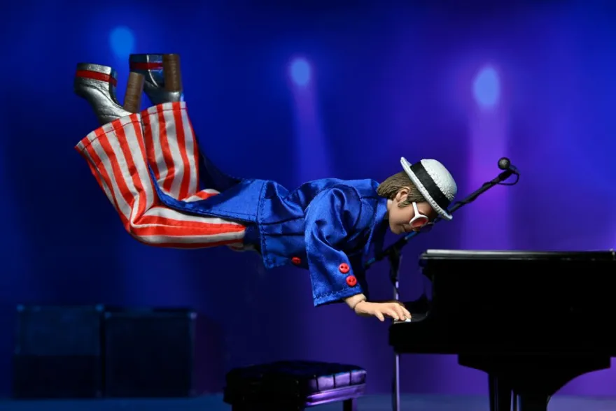 B-Ware: Elton John Retro Actionfigur Elton John (Live 1976) - Eingedrückte Verpackung