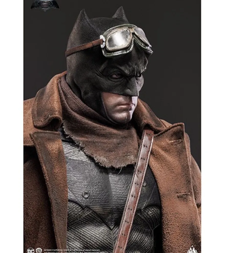DC Comics Batman vs Superman Dawn of Justice - Knightmare Batman 1:4 Scale Statue