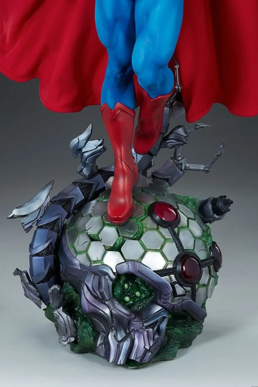 DC Comics Premium Format Figur Superman 66 cm