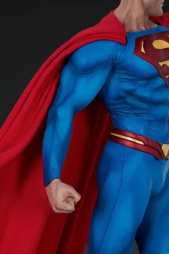 DC Comics Premium Format Figur Superman 66 cm