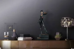 DC Comics Premium Format Statue Catwoman 53 cm