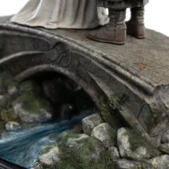 Der Herr der Ringe Mini Statue Aragorn & Arwen 24 cm