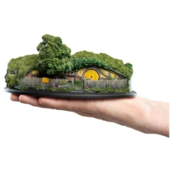 Der Hobbit Statue Hobbit Hole - 25 Gandalf's Cutting 14 cm