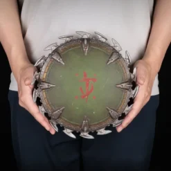 Doom: The Dark Ages Wand-Skulptur Shield Saw 25 x 25 cm