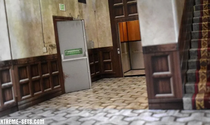 Extreme Sets Pop-Up Diorama Hallway Set 1/18