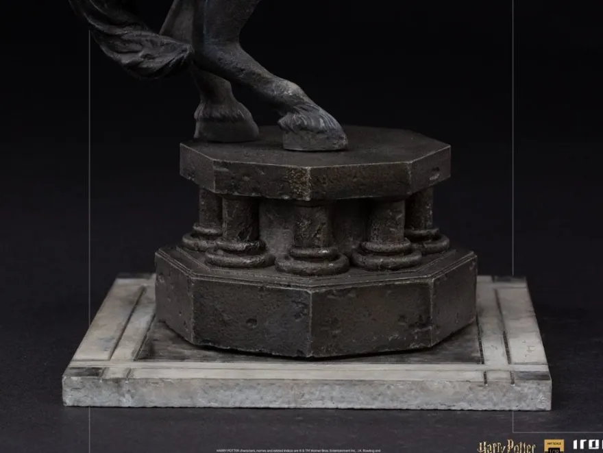 Harry Potter Art Scale Statue 1/10 Ron Weasley at the Wizard Chess (Deluxe)