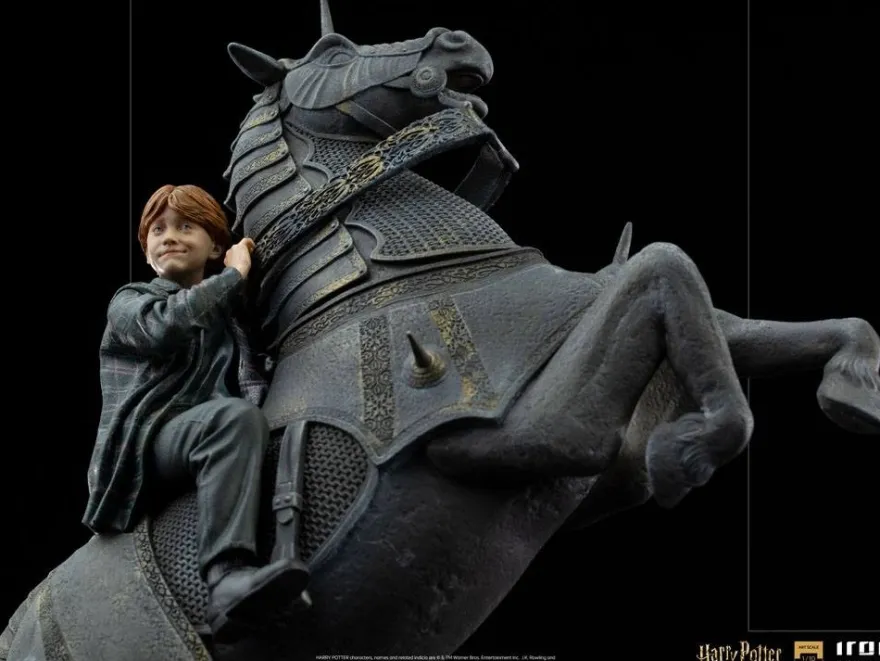 Harry Potter Art Scale Statue 1/10 Ron Weasley at the Wizard Chess (Deluxe)