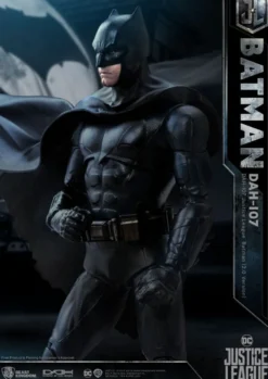 Justice League Dynamic 8ction Heroes Actionfigur 1:9 Justice League Batman 20 cm