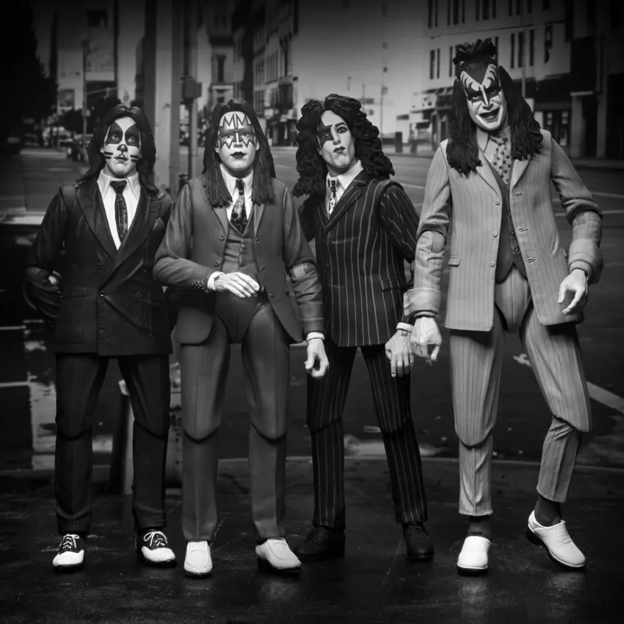 KISS Actionfiguren 4er-Pack Dressed to Kill Album Cover 18 cm