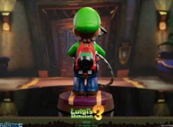 Luigi's Mansion 3 Statue Luigi
