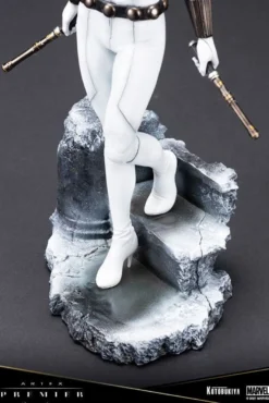 Marvel ARTFX Premier Statue 1/10 Black Widow (White Costume) Limited Edition