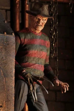 Nightmare on Elm Street 2 Ultimate Actionfigur Freddy Krueger
