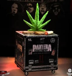 Pantera Rock Ikonz Cowboys From Hell On Tour Road Case Statue & Bühnenhintergrund Set
