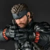 Revoltech A.Y. Metal Gear Solid Delta Naked Snake Sneaking Suit Ver. Actionfigur