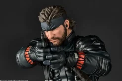 Revoltech A.Y. Metal Gear Solid Delta Naked Snake Sneaking Suit Ver. Actionfigur