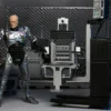 RoboCop Actionfigur Ultimate Battle Damaged RoboCop with Chair
