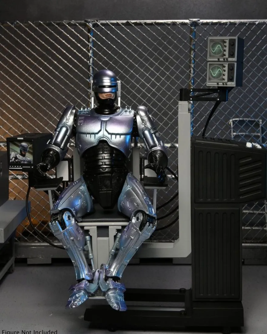 RoboCop Actionfigur Ultimate Battle Damaged RoboCop with Chair
