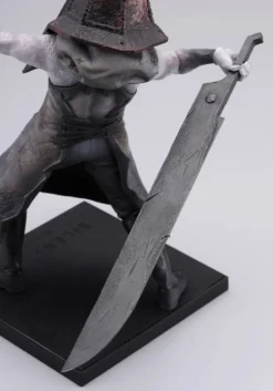Silent Hill 2 Oshi Works Statue 1/7 Red Pyramid Thing 26 cm