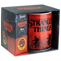 Stranger Things Tasse mit Aufkleber XL