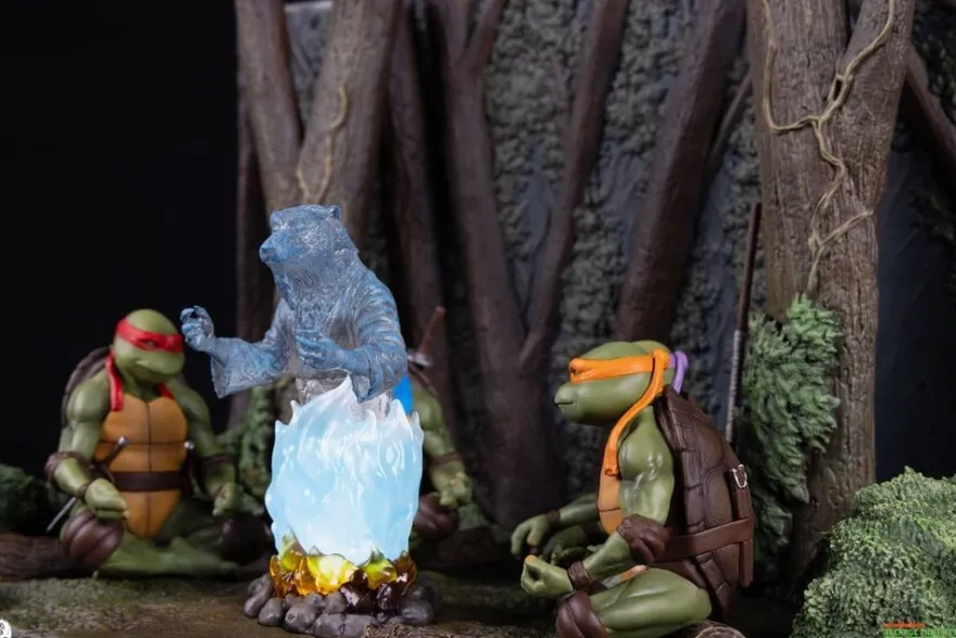 Teenage Mutant Ninja Turtles (Movie Moments) Mini Scale Diorama Splinter's Spirit 36 cm