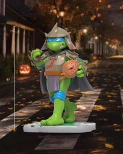 Teenage Mutant Ninja Turtles Figur Remixx Leonardo Cowa-BOO-nga! Edition 15 cm