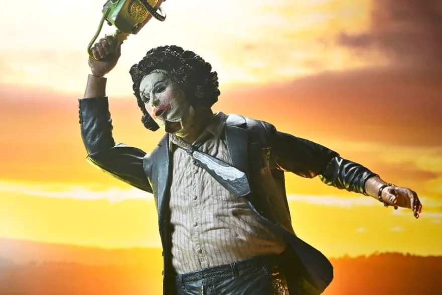 Texas Chainsaw Massacre Clothed Actionfigur Ultimate Pretty Woman Leatherface 50th Anniversary 20 cm
