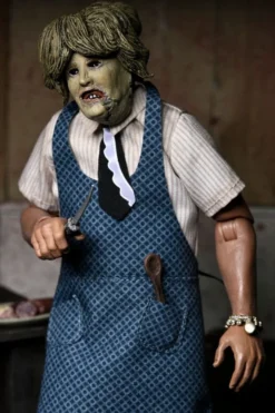 Texas Chainsaw Massacre Clothed Actionfigur Leatherface with Old Lady Mask 20 cm