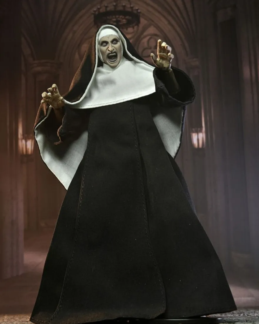 The Conjuring Universe Figur Ultimate The Nun (Valak) 18 cm