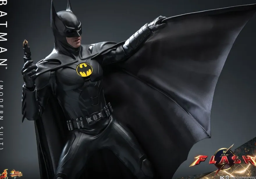 The Flash Movie Masterpiece Actionfigur 1/6 Batman (Modern Suit) 30 cm