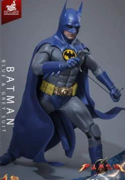 The Flash Movie Masterpiece Actionfigur 1/6 Batman (Blue & Grey Suit) Limited Edition Hot Toys Excl.