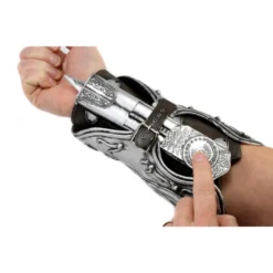 The Hidden Blade Of Ezio Auditore Role Play Gauntlet Replica Assassins Creed 2