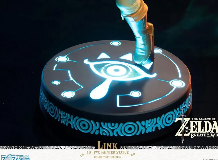 The Legend of Zelda Breath of the Wild PVC Statue Link Collector's Edition 25 cm