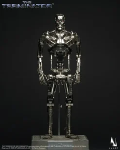The Terminator T-800 Endoskeleton 1/6 Collectible Figure