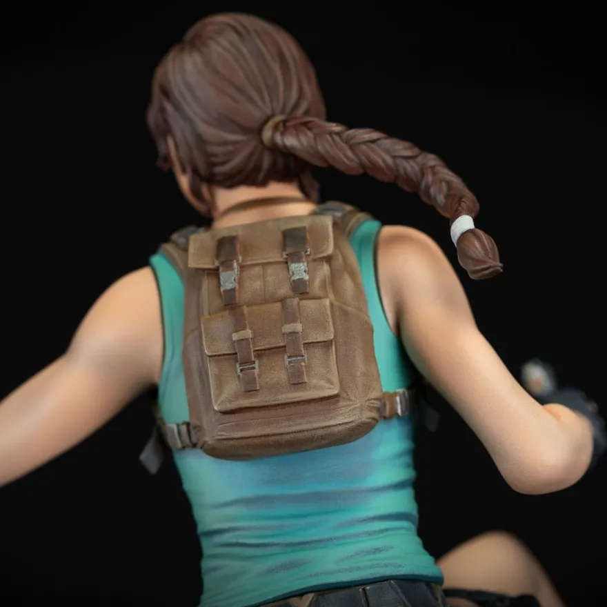 Tomb Raider PVC Statue Lara Croft 24 cm
