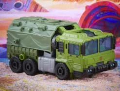 Transformers Generations LEGACY Voyager Bulkhead