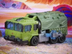 Transformers Generations LEGACY Voyager Bulkhead