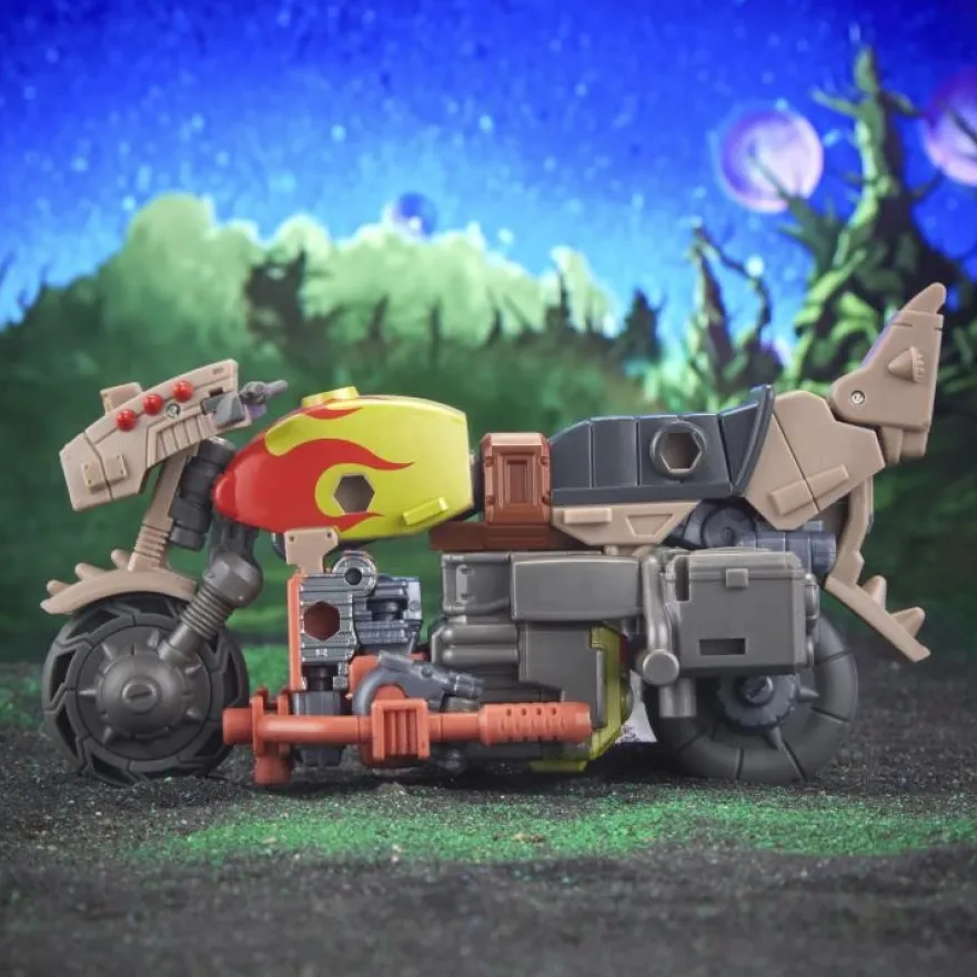 Transformers Generations LEGACY Evolution Deluxe Crashbar