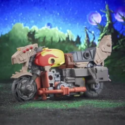 Transformers Generations LEGACY Evolution Deluxe Crashbar