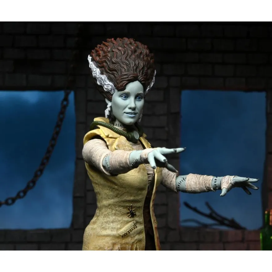 Universal Monsters x TMNT Actionfigur Ultimate April O'Neil as The Bride