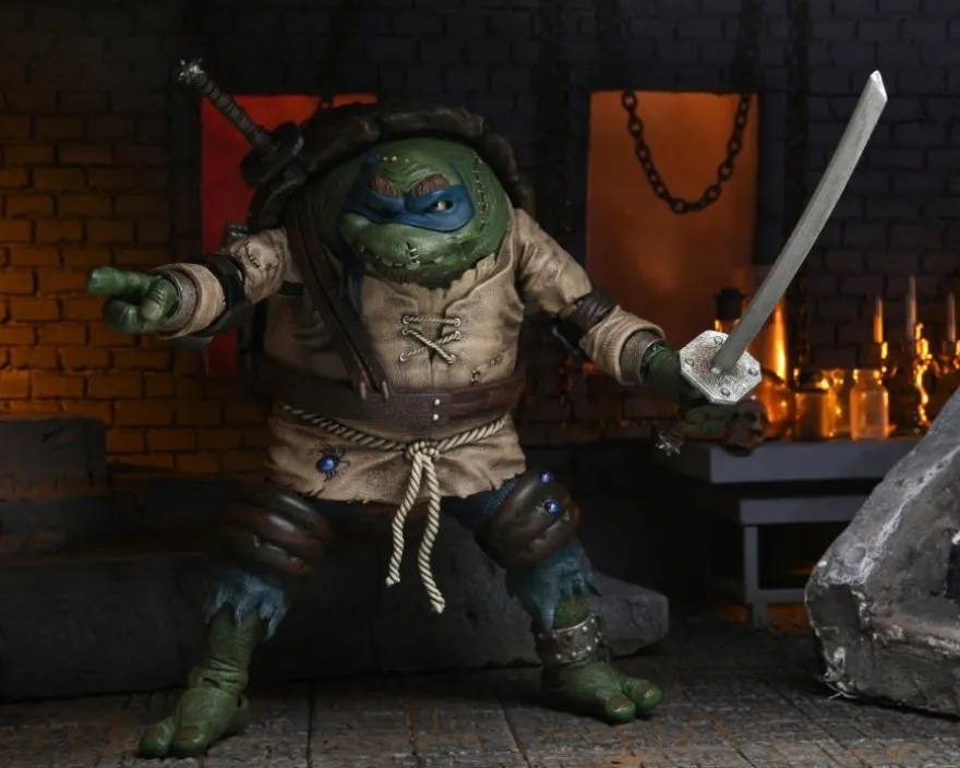 Universal Monsters x TMNT Actionfigur Ultimate Leonardo as The Hunchback