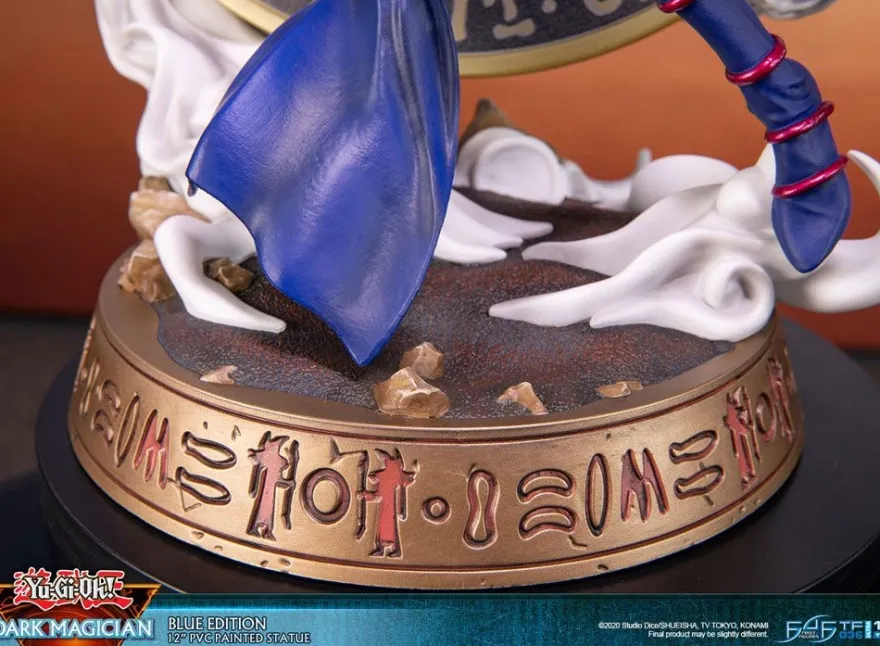 Yu-Gi-Oh! PVC Statue Dark Magician (Blue Version)